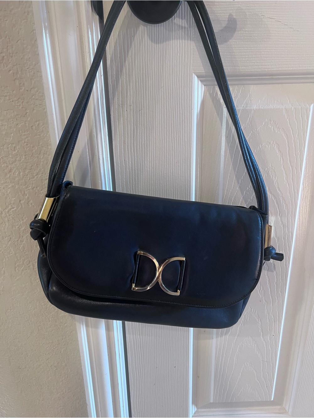 VTG Justin Genuine Leather Shoulder Bag Dark Navy Blue Flap Crossbody Purse Gold